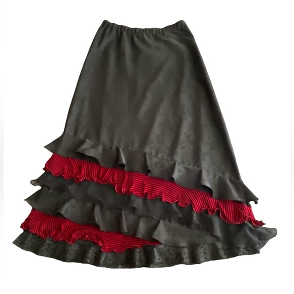 Pat Dahnke Tiered Black Floral Midi Western Skirt M Ruffle Red Trim $325 - Picture 5 of 11